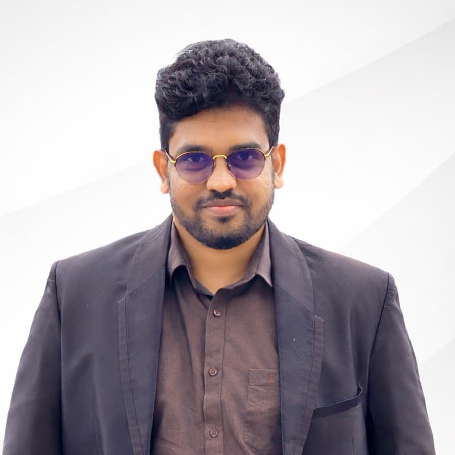 Sachira Nuwanga, Senior Full Stack Software Engineer